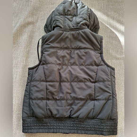 Calvin Klein Full Zip Puffer Vest detachable hood cell phone & secret pocket Sm - Picture 2 of 15